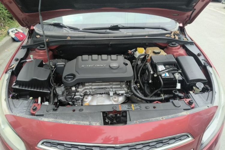 Used Chevrolet Cruze 2015 1.5L Classic SE AT Engine Bay