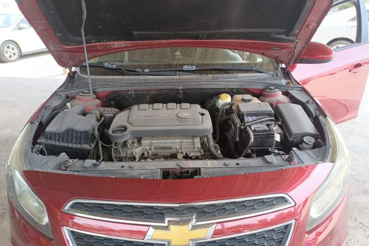 Used Chevrolet Cruze 2015 1.5L Classic SL MT Engine Bay