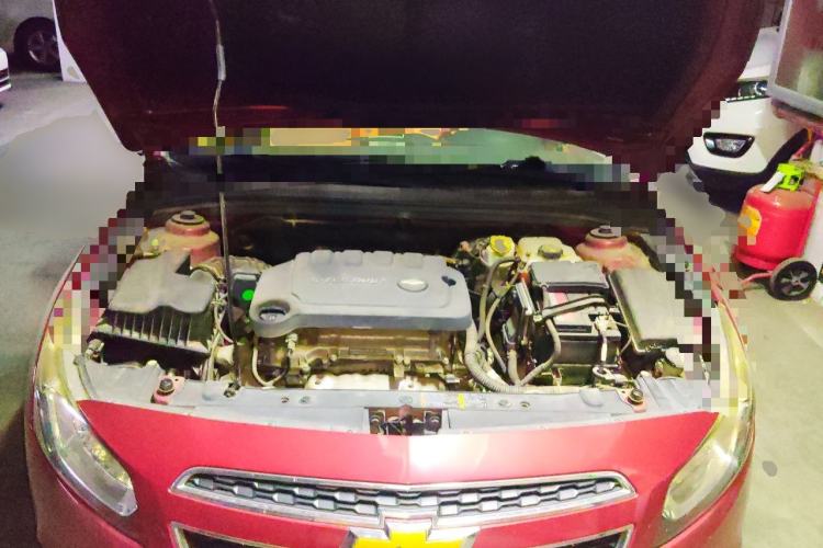 Used Chevrolet Cruze 2015 1.5L Classic SE AT Engine Bay