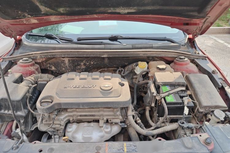 Used Chevrolet Cruze 2015 1.5L Classic SL MT Engine Bay