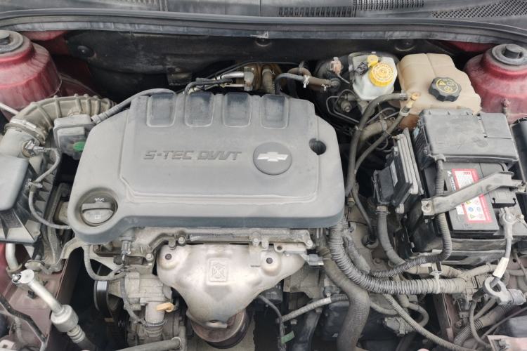 Used Chevrolet Cruze 2015 1.5L Classic SE AT Engine Bay