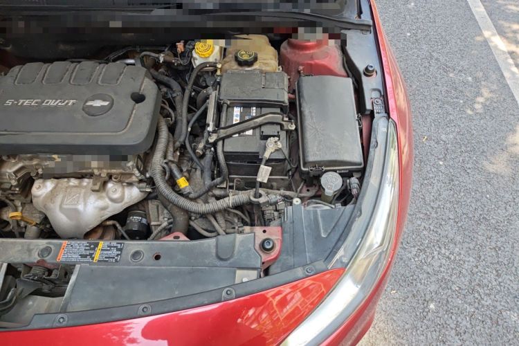 Used Chevrolet Cruze 2015 1.5L Classic SE AT Engine Bay Left