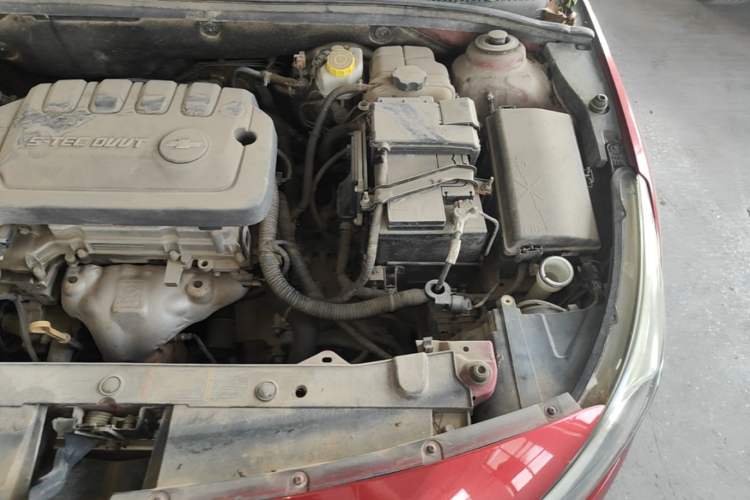 Used Chevrolet Cruze 2015 1.5L Classic SE AT Engine Bay Left