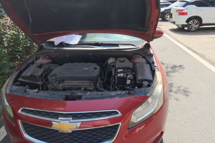 Used Chevrolet Cruze 2015 1.5L Classic SE MT Engine Bay Left