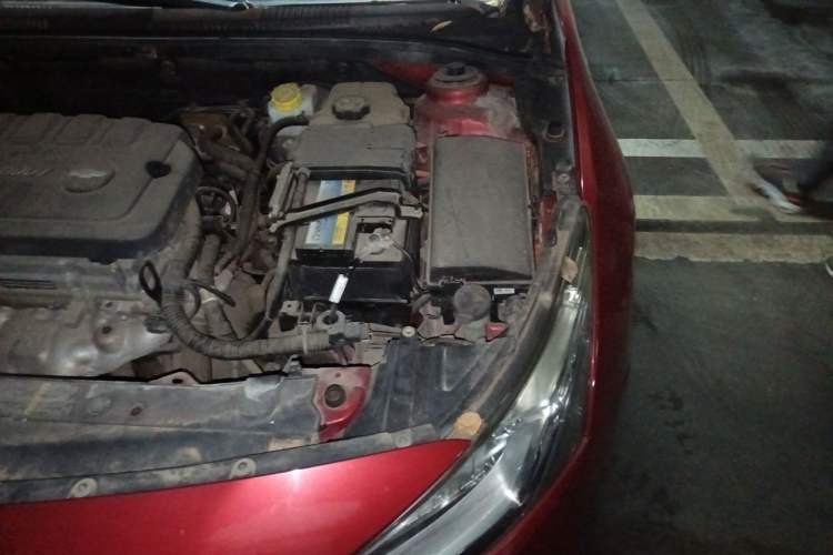 Used Chevrolet Cruze 2015 1.5L Classic SE MT Engine Bay Left
