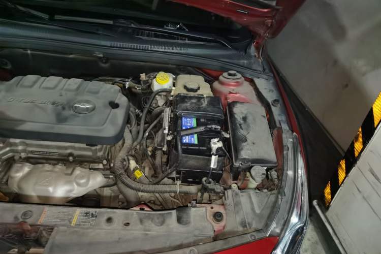 Used Chevrolet Cruze 2015 1.5L Classic SE AT Engine Bay Left