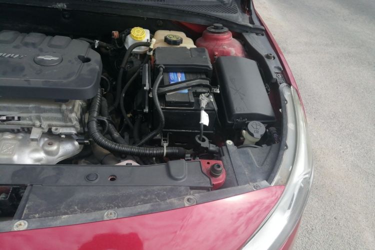 Used Chevrolet Cruze 2015 1.5L Classic SE AT Engine Bay Left