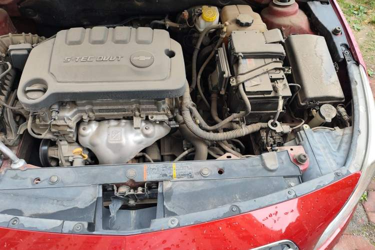 Used Chevrolet Cruze 2015 1.5L Classic SE AT Engine Bay Left