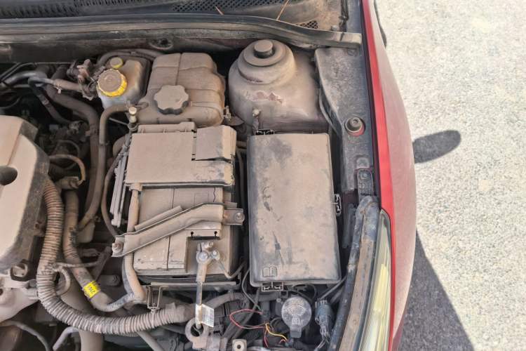 Used Chevrolet Cruze 2015 1.5L Classic SE AT Engine Bay Left