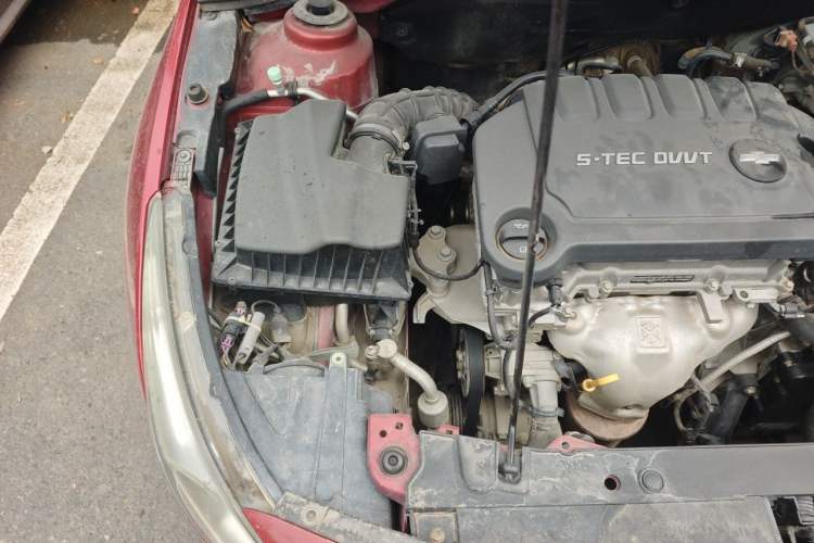Used Chevrolet Cruze 2015 1.5L Classic SE AT Engine Bay Right