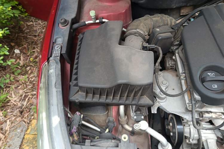 Used Chevrolet Cruze 2015 1.5L Classic SE AT Engine Bay Right