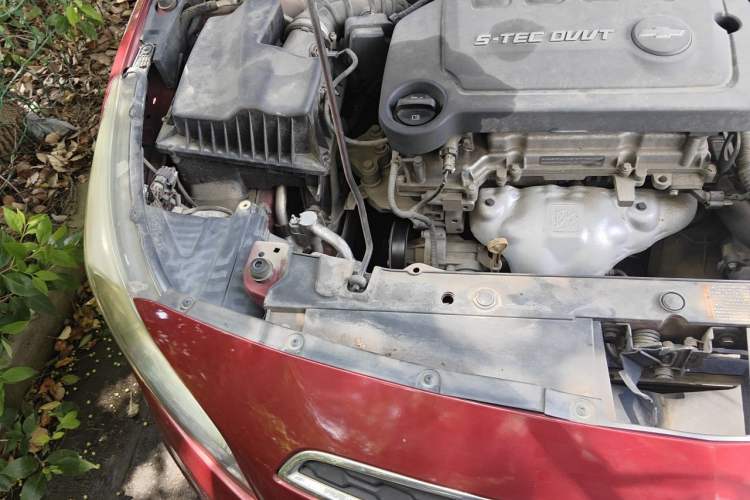 Used Chevrolet Cruze 2015 1.5L Classic SE AT Engine Bay Right