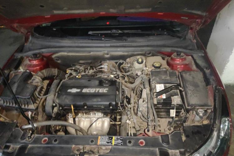 Used Chevrolet Cruze 2015 Hatchback 1.6L Automatic Comfort Edition Engine Bay