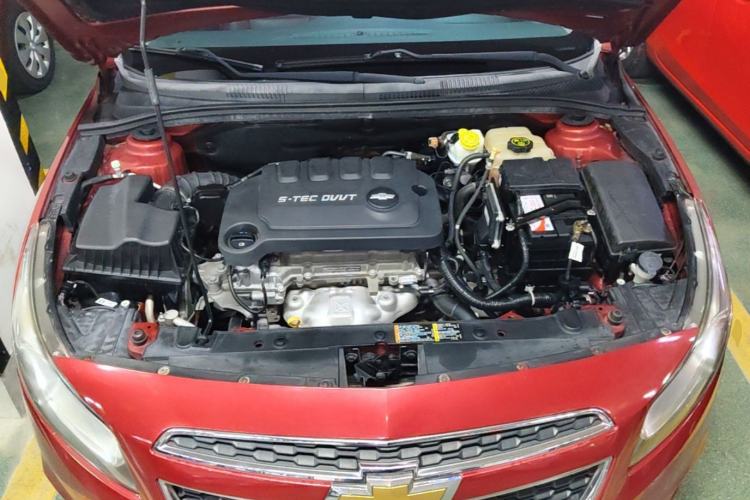 Used Chevrolet Cruze 2015 1.5L Classic SE AT Engine Bay