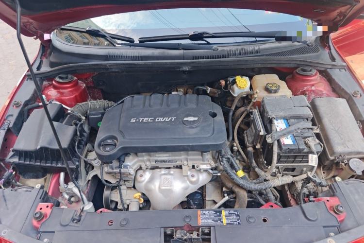 Used Chevrolet Cruze 2015 1.5L Classic SE AT Engine Bay