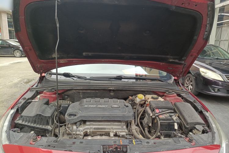 Used Chevrolet Cruze 2015 1.5L Classic SE AT Engine Bay