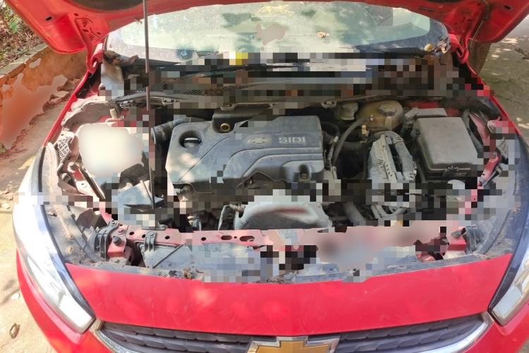 Used Chevrolet Cruze 2015 1.5L Automatic Fashion Navigation Edition Engine Bay