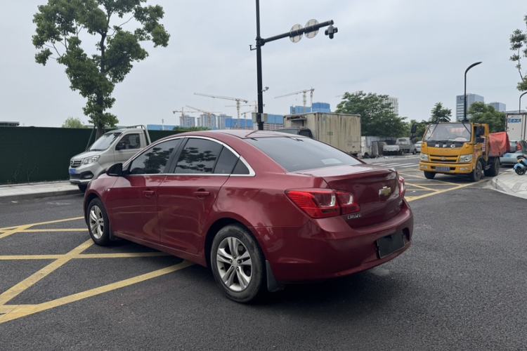 Used Chevrolet Cruze 2015 1.5L Classic SE AT Exterior 1