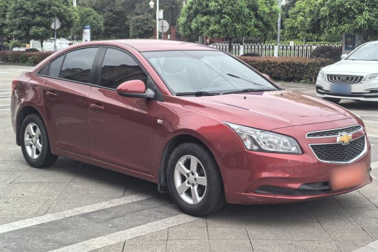 Used Chevrolet Cruze 2015 1.5L Classic SL MT Exterior 3