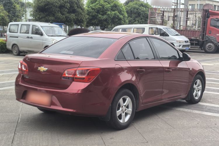 Used Chevrolet Cruze 2015 1.5L Classic SL MT Exterior 4