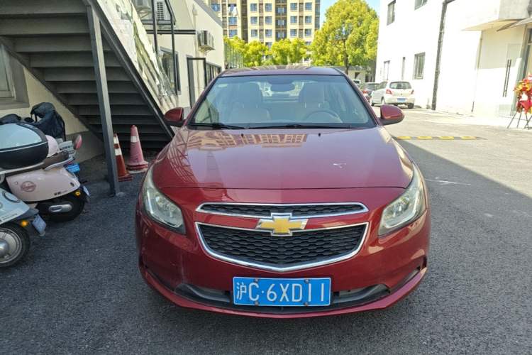 Used Chevrolet Cruze 2015 1.5L Classic SL MT Front
