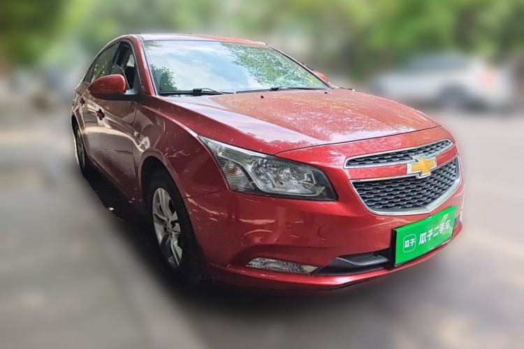 Used Chevrolet Cruze 2015 1.5L Classic SE AT Front Right 45 Deg