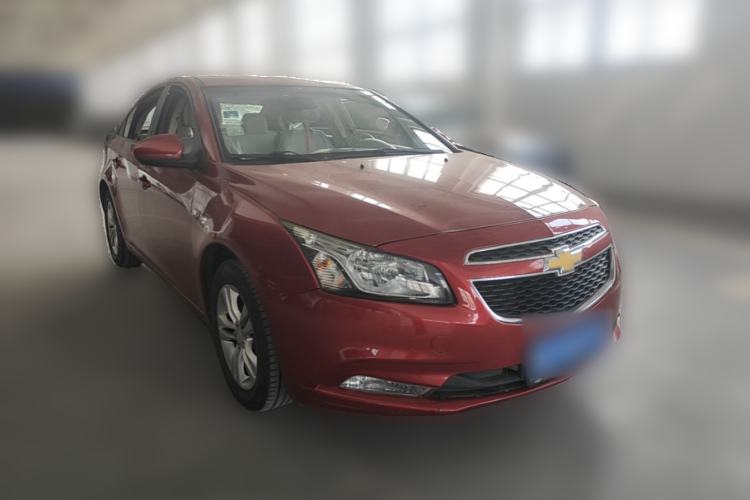 Used Chevrolet Cruze 2015 1.5L Classic SE AT Front Right 45 Deg