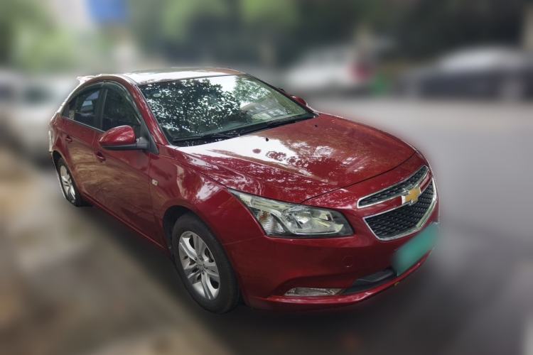Used Chevrolet Cruze 2015 1.5L Classic SE AT Front Right 45 Deg