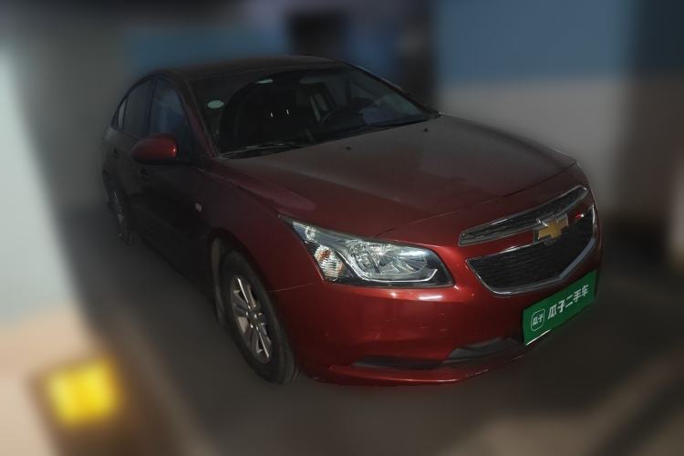 Used Chevrolet Cruze 2015 1.5L Classic SL MT Front Right 45 Deg