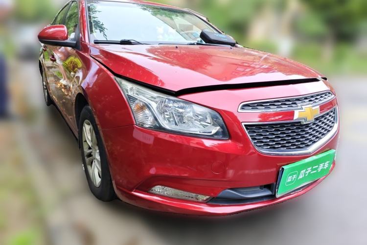 Used Chevrolet Cruze 2015 1.5L Classic SE AT Front Right 45 Deg