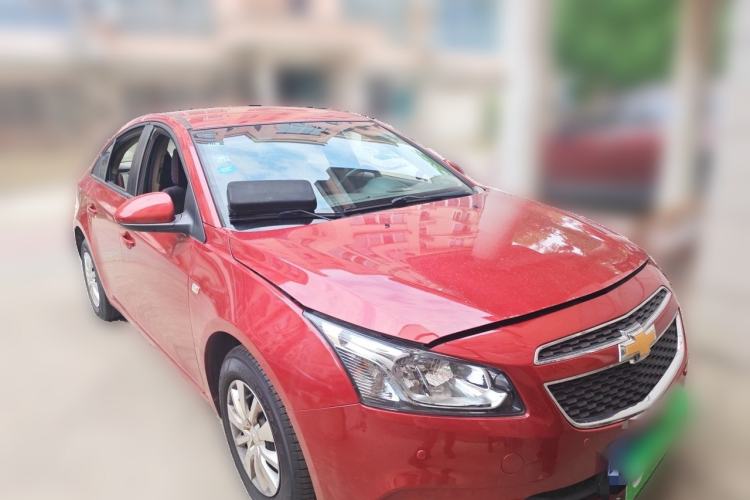 Used Chevrolet Cruze 2015 1.5L Classic SL MT Front Right 45 Deg