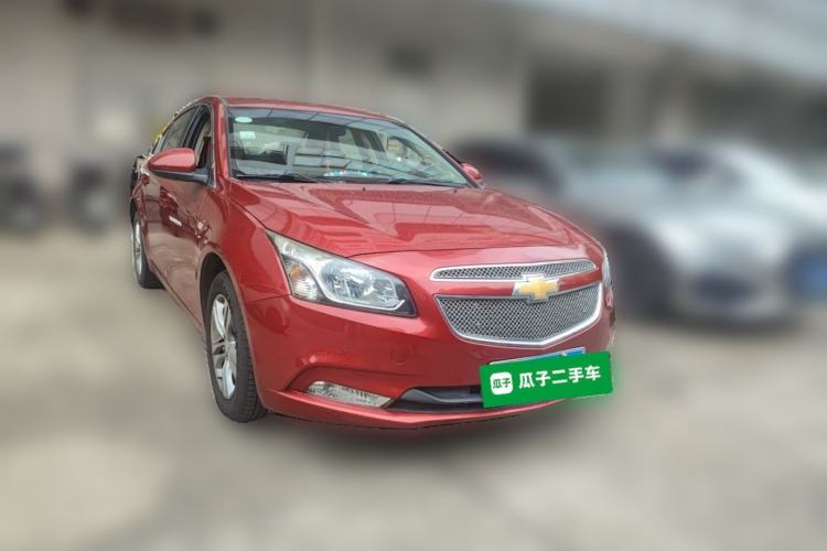 Used Chevrolet Cruze 2015 1.5L Classic SE AT Front Right 45 Deg