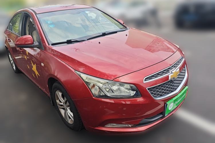 Used Chevrolet Cruze 2015 1.5L Classic SE MT Front Right 45 Deg