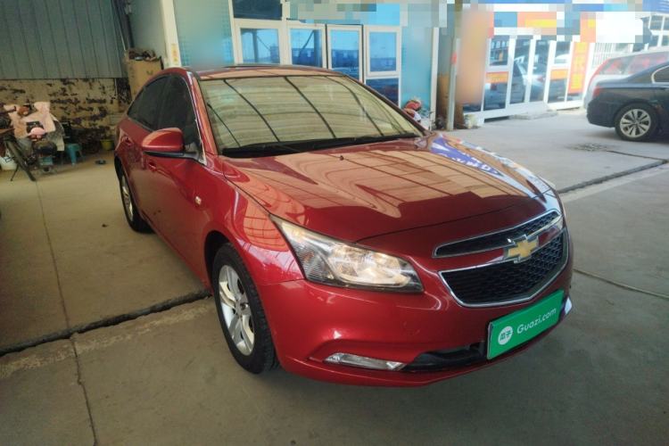Used Chevrolet Cruze 2015 1.5L Classic SE AT Front Right 45 Deg