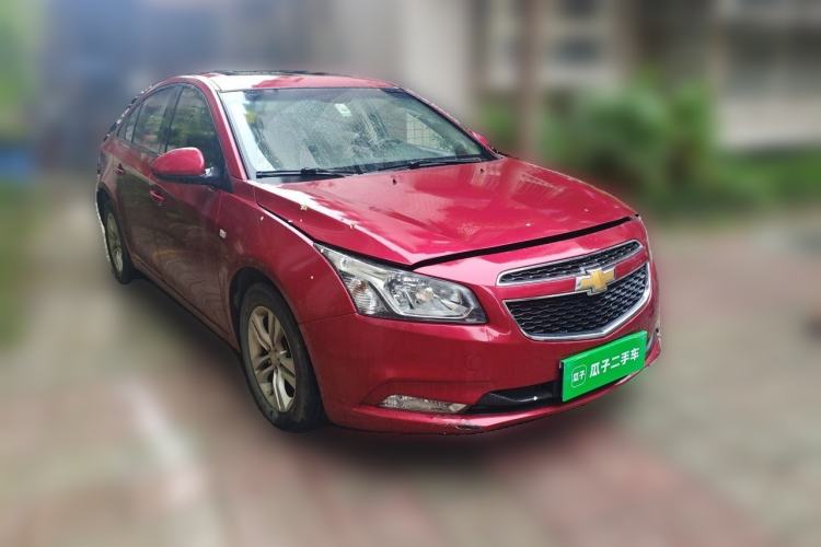 Used Chevrolet Cruze 2015 1.5L Classic SE MT Front Right 45 Deg