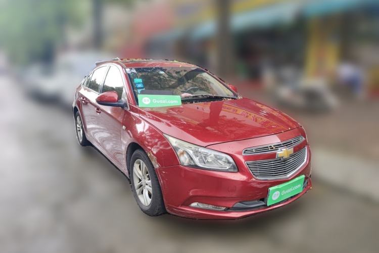 Used Chevrolet Cruze 2015 1.5L Classic SE AT Front Right 45 Deg