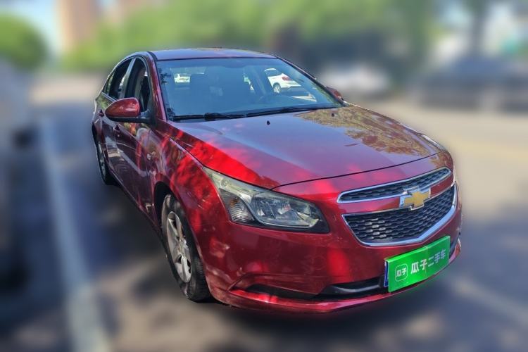 Used Chevrolet Cruze 2015 1.5L Classic SL MT Front Right 45 Deg