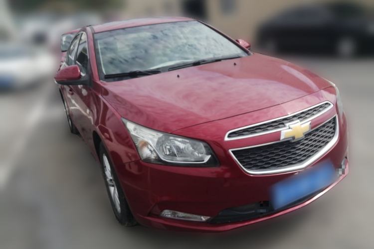 Used Chevrolet Cruze 2015 1.5L Classic SE AT Front Right 45 Deg