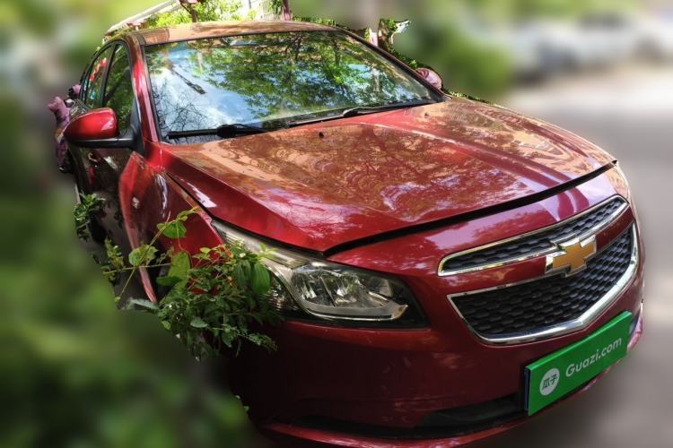 Used Chevrolet Cruze 2015 1.5L Classic SL MT Front Right 45 Deg