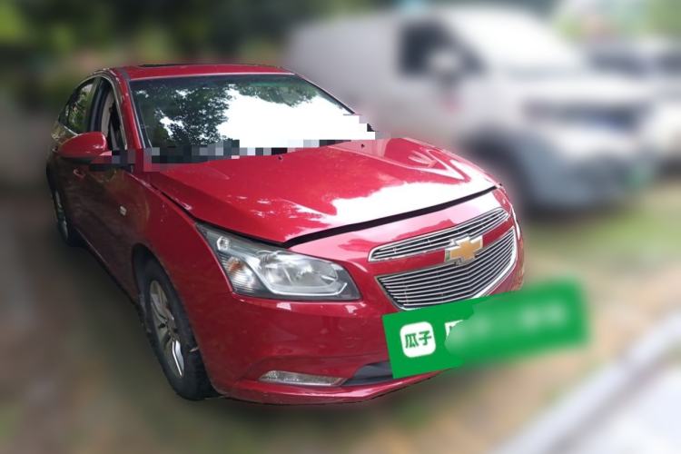 Used Chevrolet Cruze 2015 1.5L Classic SE AT Front Right 45 Deg