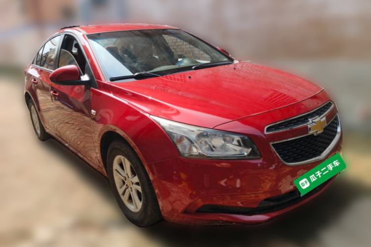 Used Chevrolet Cruze 2015 1.5L Classic SL MT Front Right 45 Deg