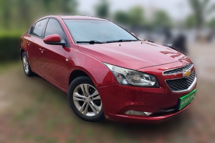 Used Chevrolet Cruze 2015 1.5L Classic SE AT Front Right 45 Deg