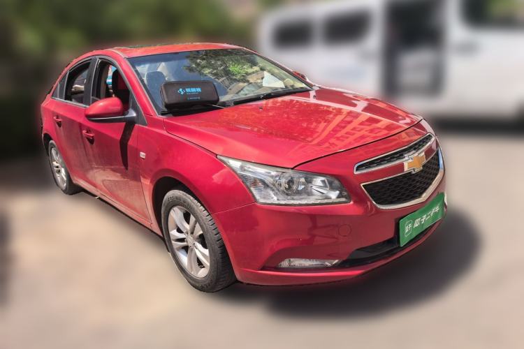 Used Chevrolet Cruze 2015 1.5L Classic SE AT Front Right 45 Deg