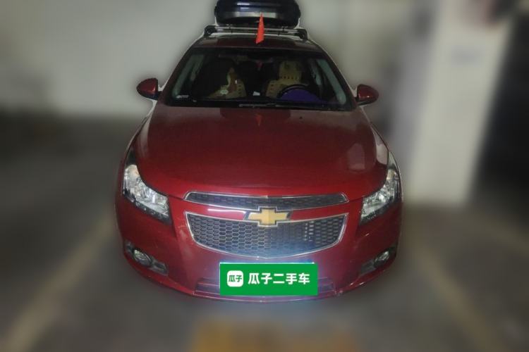 Used Chevrolet Cruze 2015 Hatchback 1.6L Automatic Comfort Edition Front