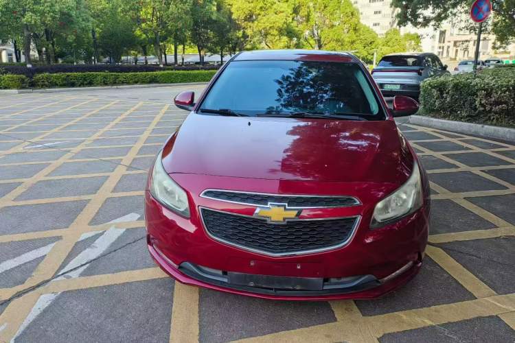 Used Chevrolet Cruze 2015 1.5L Classic SE AT Front