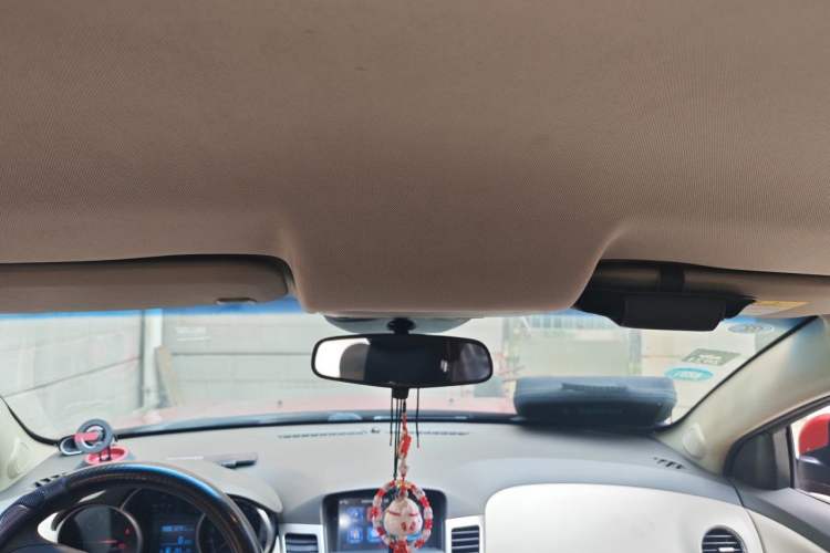 Used Chevrolet Cruze 2015 1.5L Classic SL MT Headliner
