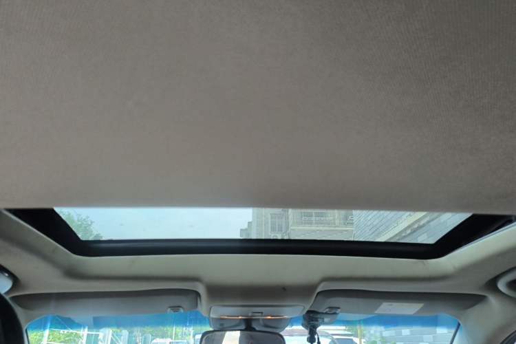 Used Chevrolet Cruze 2015 1.5L Classic SE MT Headliner