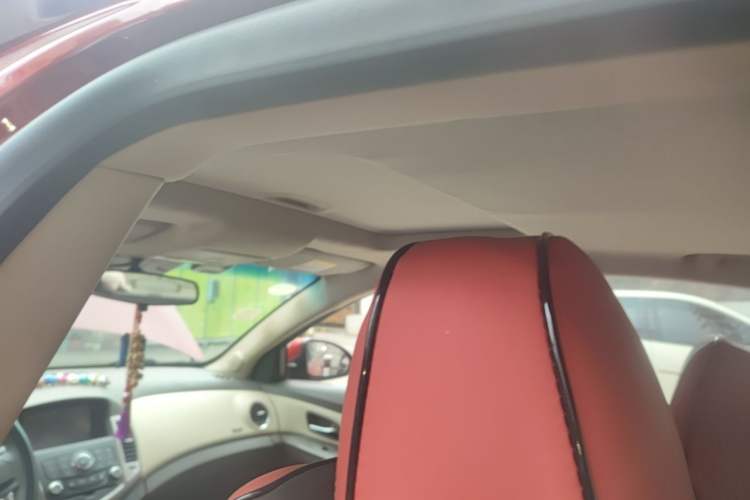 Used Chevrolet Cruze 2015 1.5L Classic SE AT Headliner
