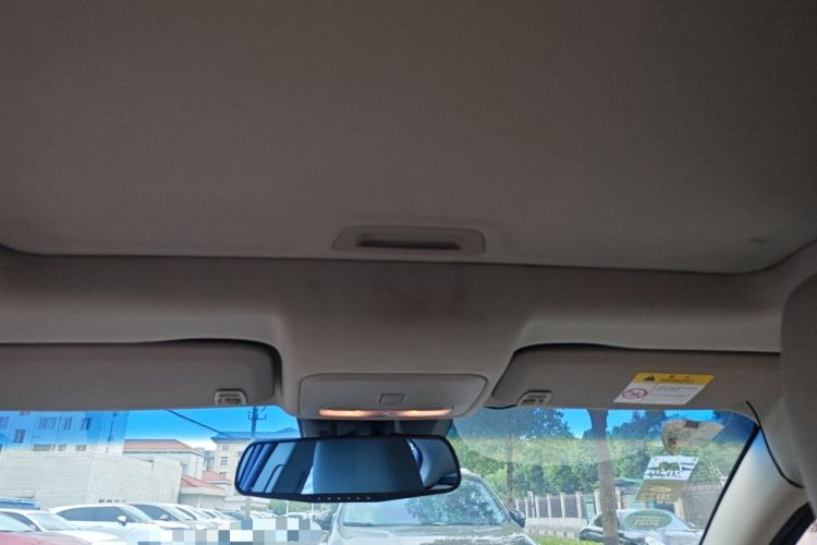 Used Chevrolet Cruze 2015 1.5L Classic SE MT Headliner
