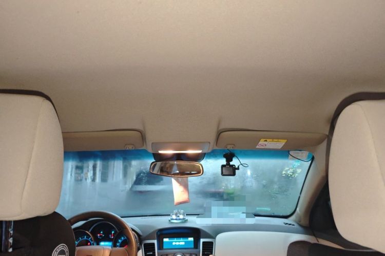 Used Chevrolet Cruze 2015 1.5L Classic SL MT Headliner